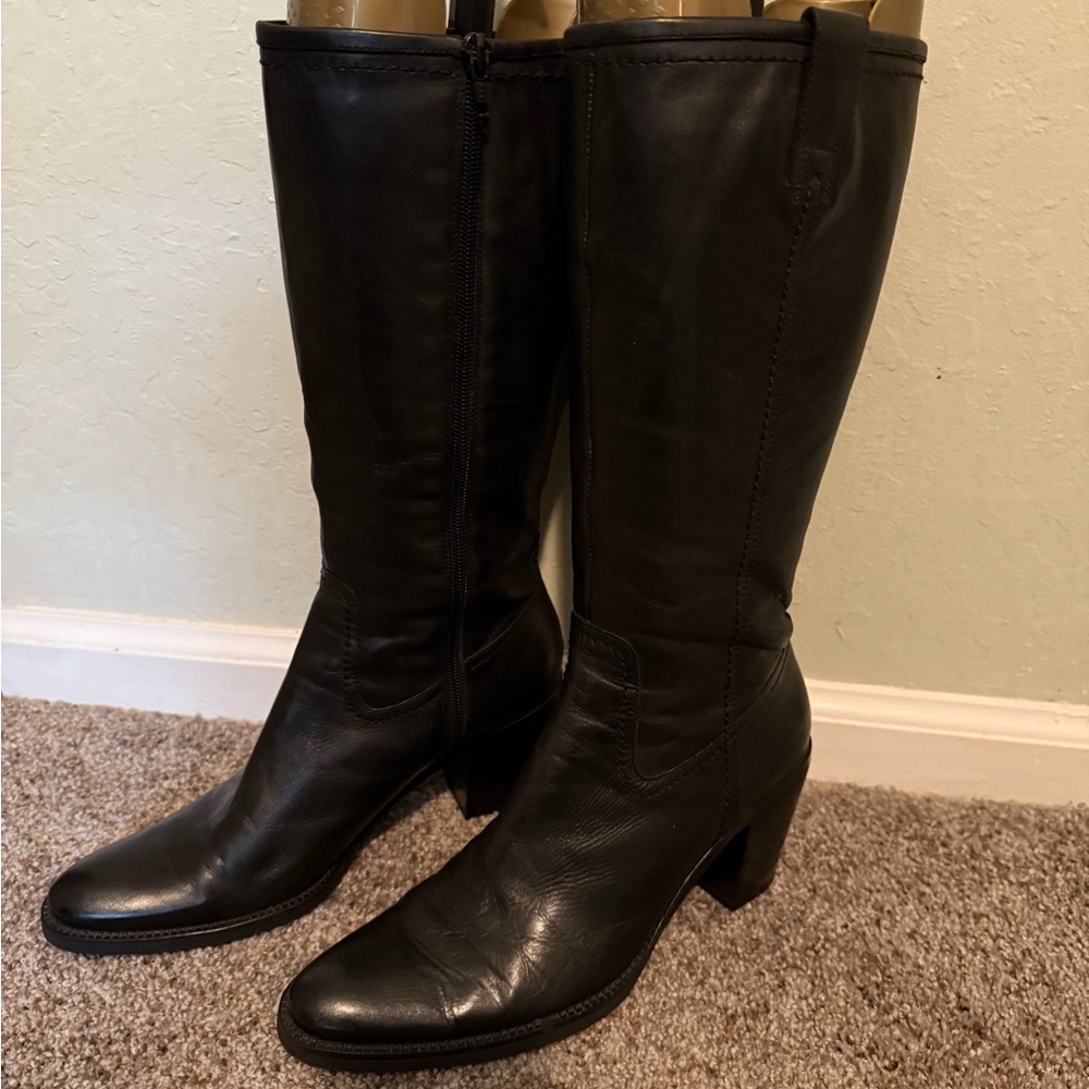 Bandolino Black Heeled Leather Boots